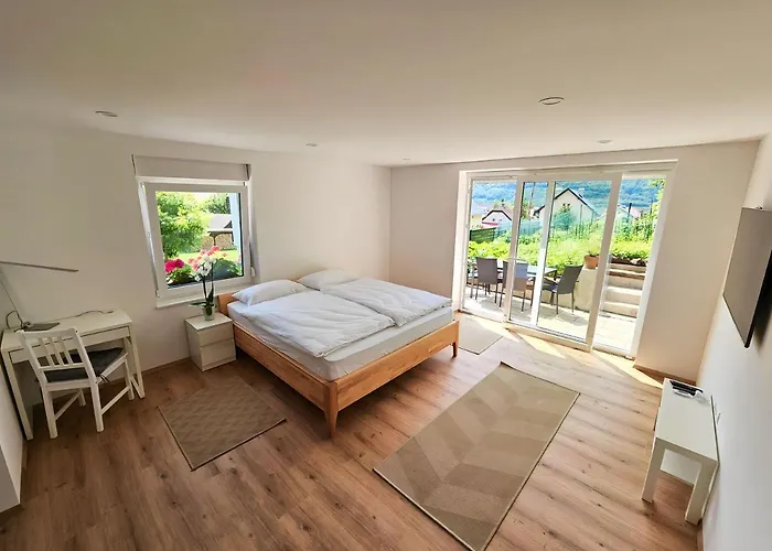 Charming Bella Hideout - Adults Only