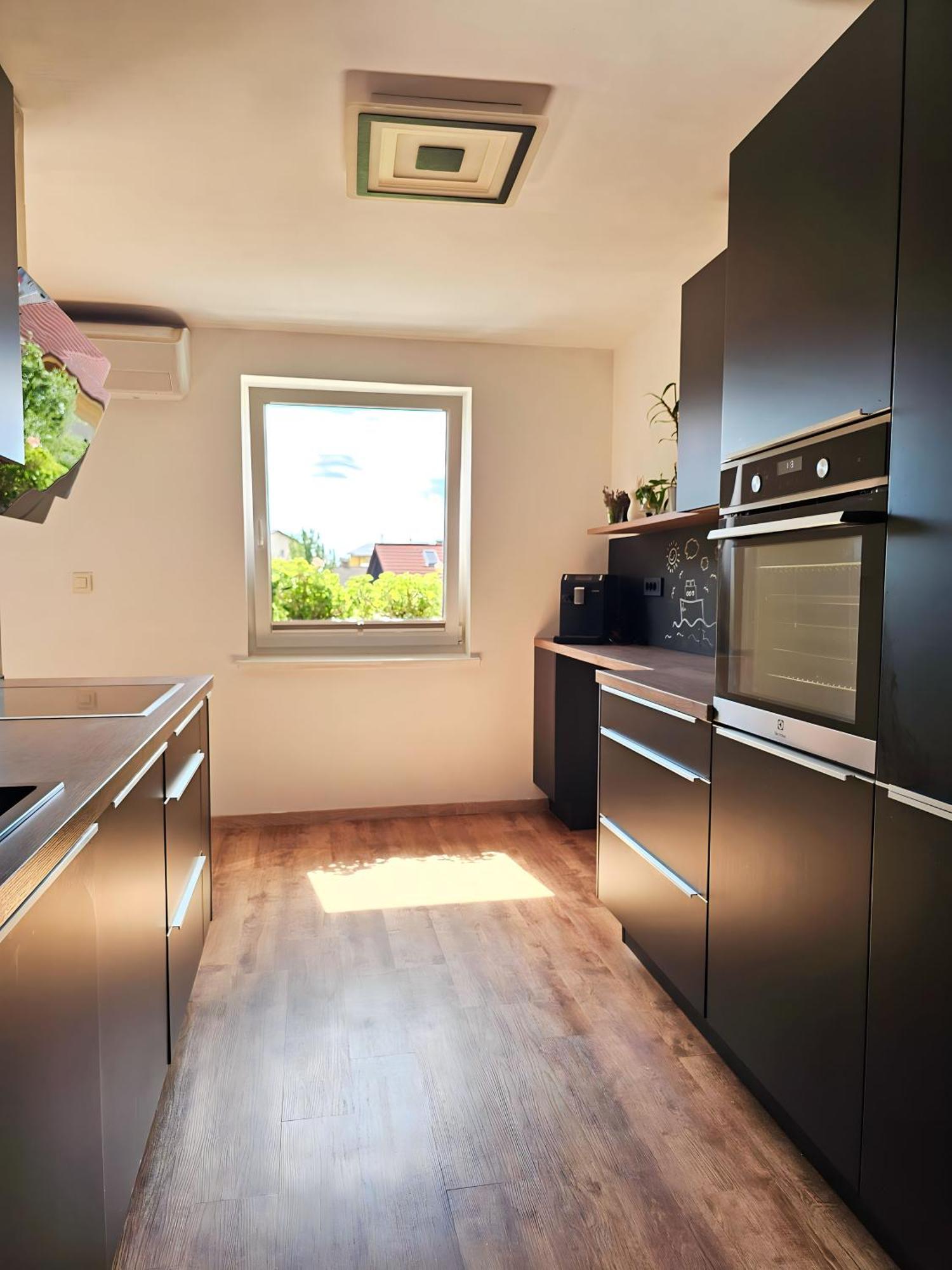 Charming Bella Hideout - Adults Only Apartment *